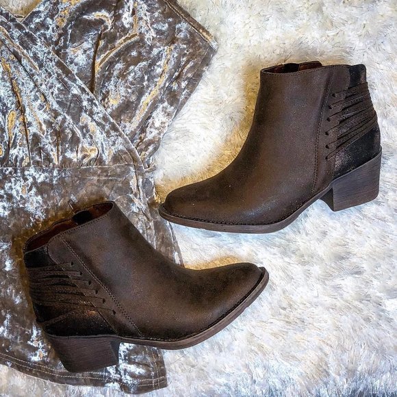 Very Volatile Brown Booties - Picture 2 of 2